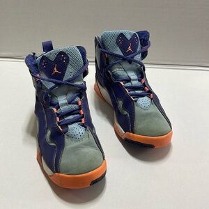 Sku 342774500 Used Nike Sneakers